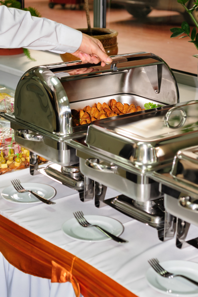 Gastro Warmhaltebehälter - Chafing Dish und Alternativen